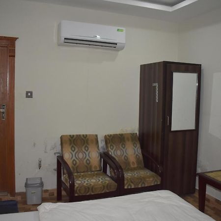 Hotel Kashmir Inn Rawalpindi Buitenkant foto